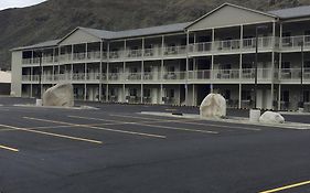 Yellowstone Big Rock Inn